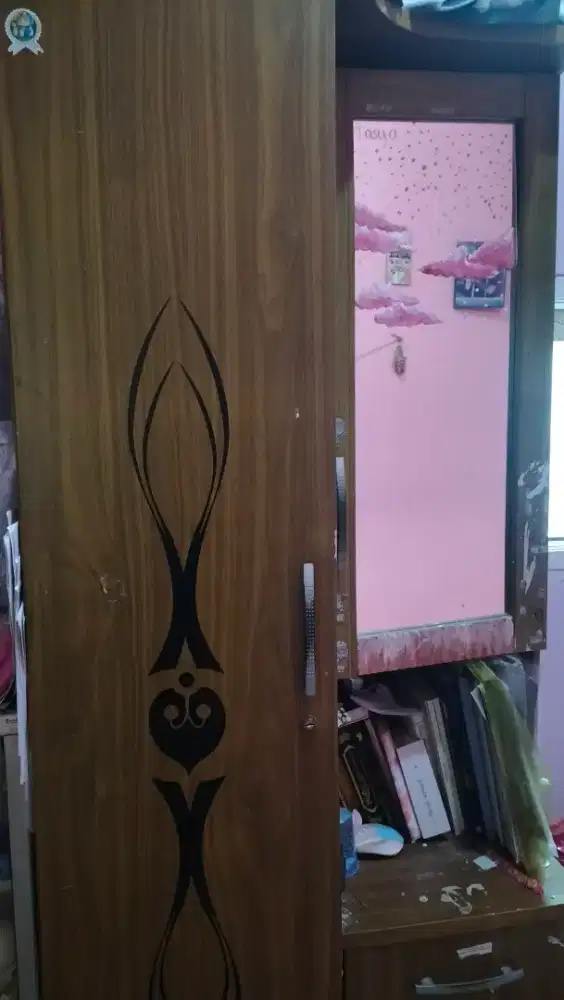 Lemari Kayu + Kaca