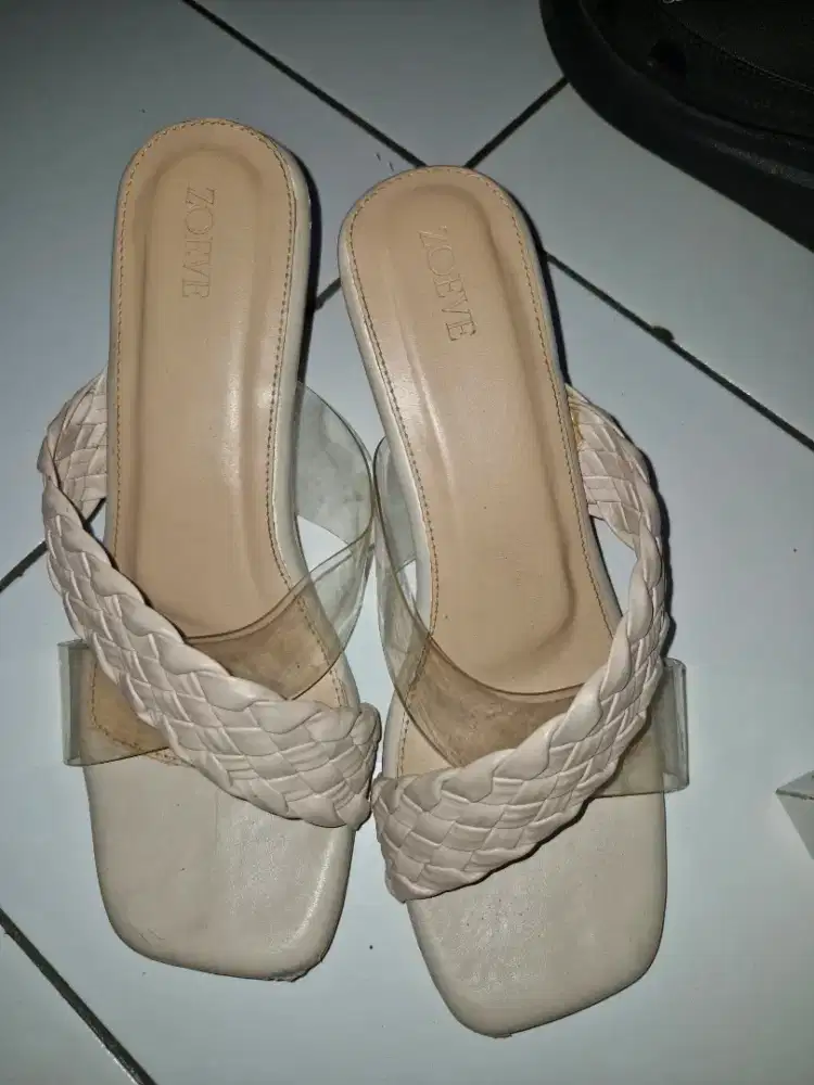 Jual sandal bekas