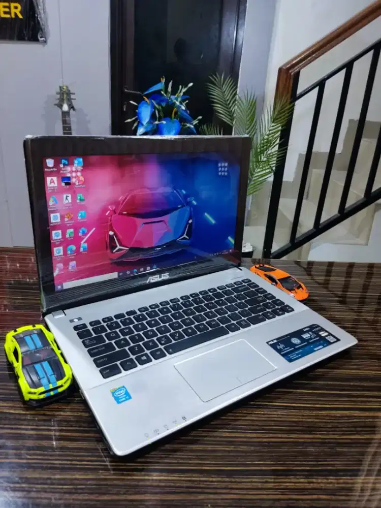 Asus Cire i7 Ram 8/256gb Ssd Aplikasi Lengkap COD