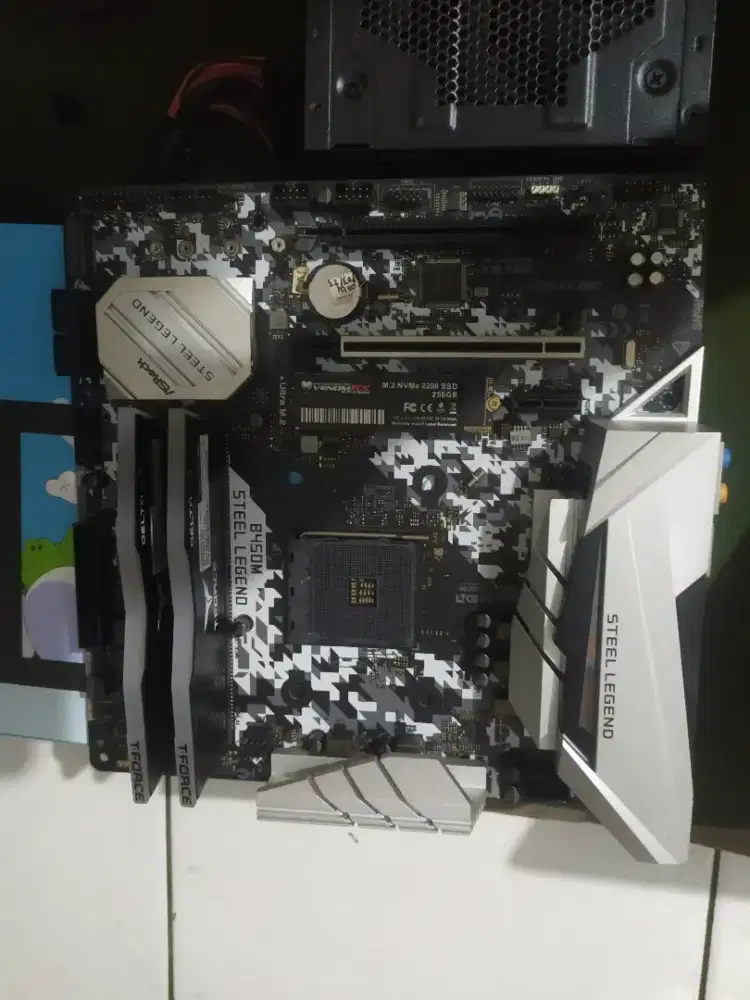 mobo asrock steel legend b450m
