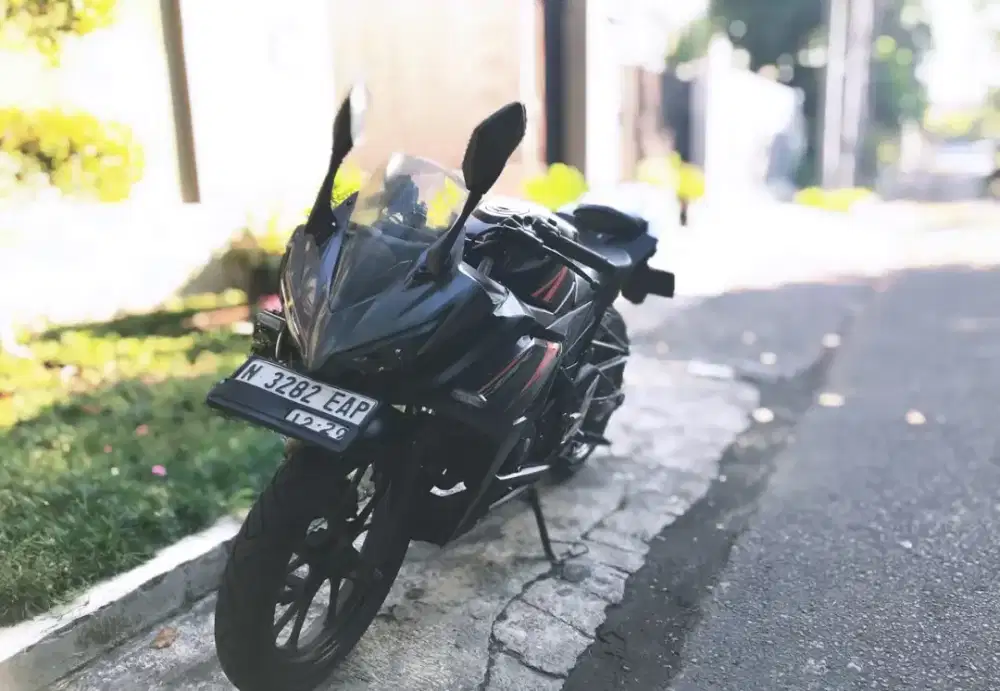 Honda CBR 150R 2019