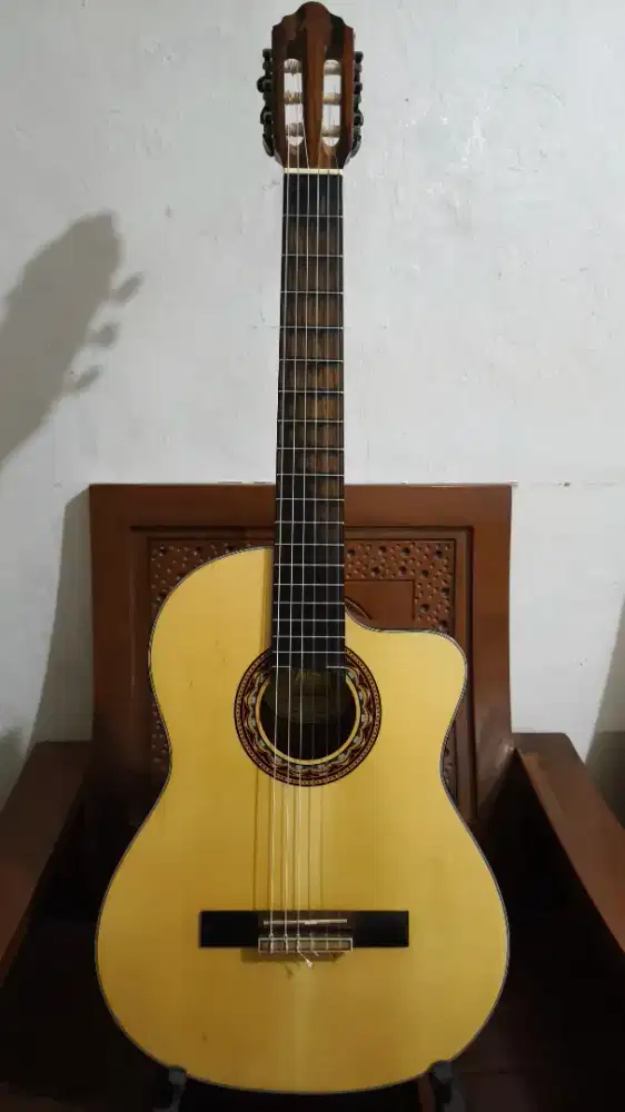Gitar klasik nylon valencia vc304ce ori nego