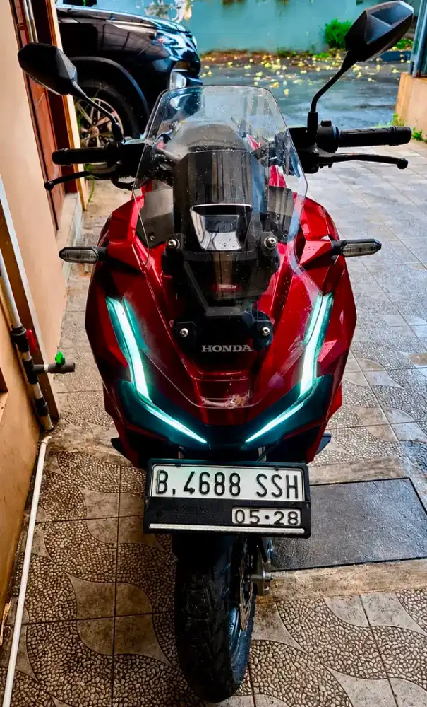 HONDA ADV 150 KM KECIL!