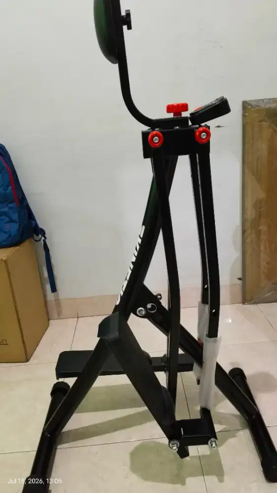 Air walker ( alat gym rumahan )