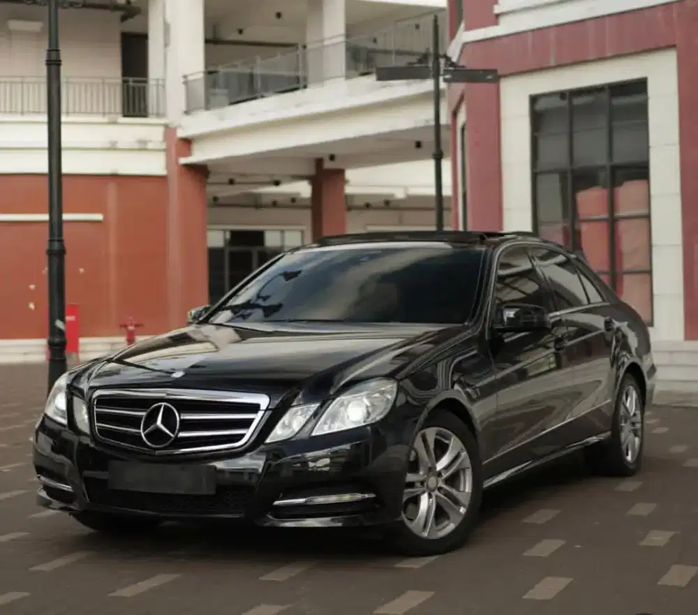 Mercedes Benz E300 Avantgarde W212