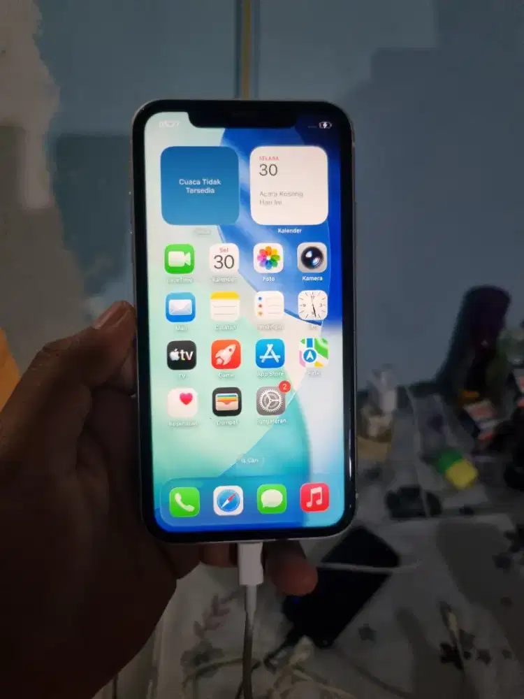 Iphone 11 64gb ibox unit onli