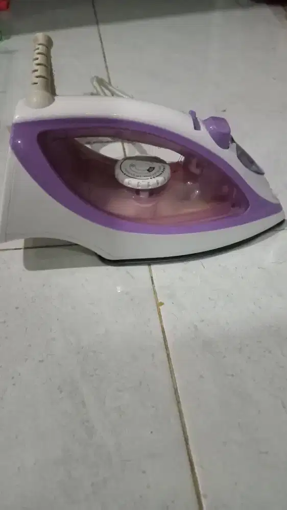 Setrika Uap Philips