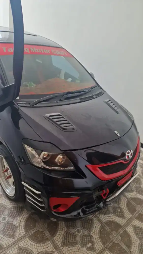 Jual mobil sedan vios vul variasi