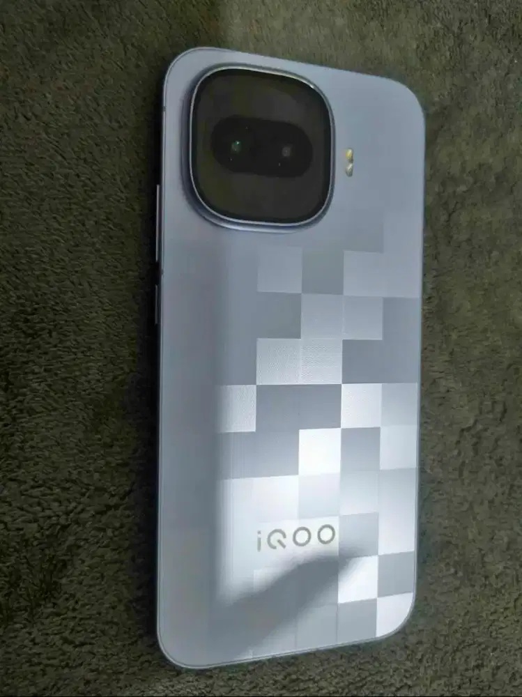 IQOO 15R 8/256Gb