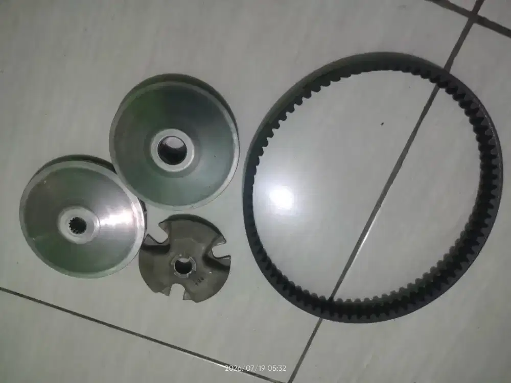 V-Belt Michelin pemakaian 3 bulan dan rumah loller set layak pakai