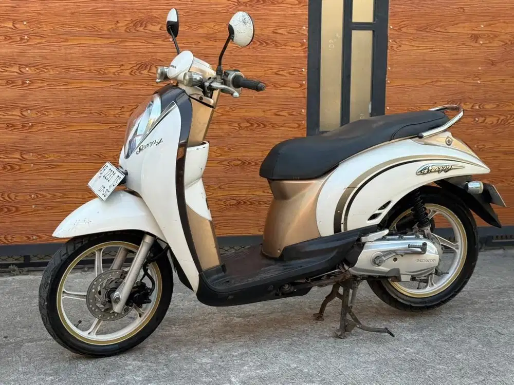 Honda scoopy 2012 antik joss