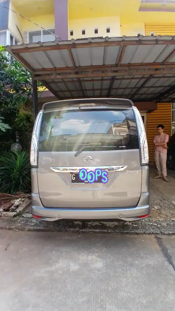 Di Jual Nissan Serena HWS 2017 KM Low  Cash