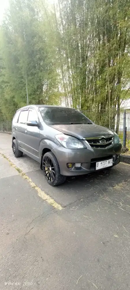 Xenia xi 2010 metik