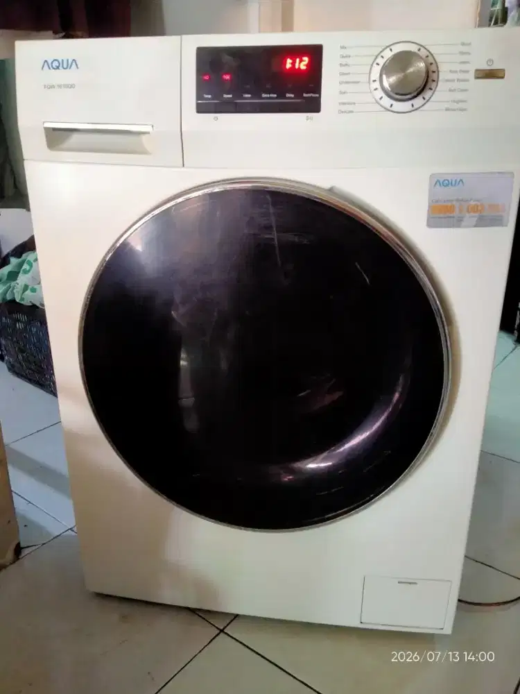 Mesin cuci Aqua front loading inverter