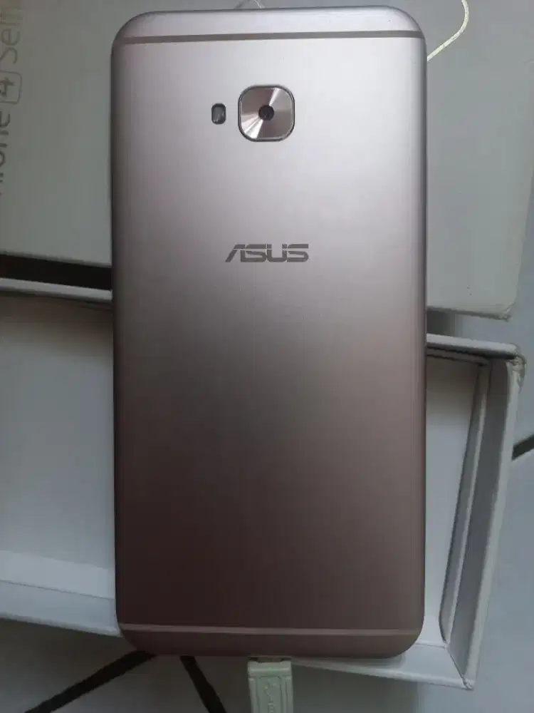 Asus zenfone 4 selfie pro Z01MD(ZD552KL)