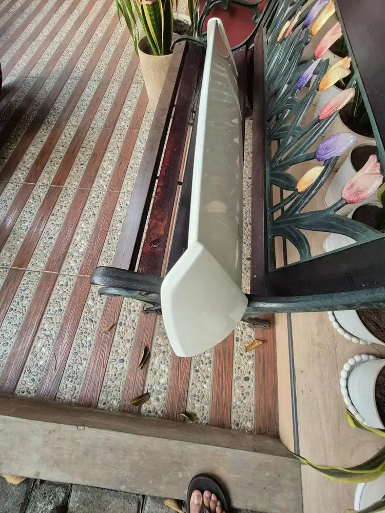 Sayap mobil yaris