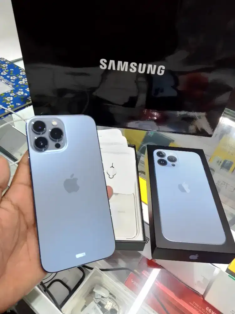 Iphone 13 pro max 256GB ibox.Lengkap ori.masih bagus Mulus & Normall