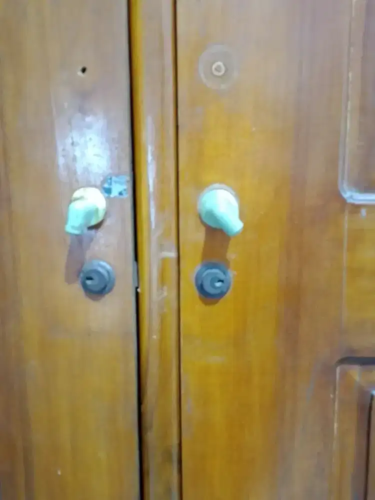 Lemari jati 2pintu
