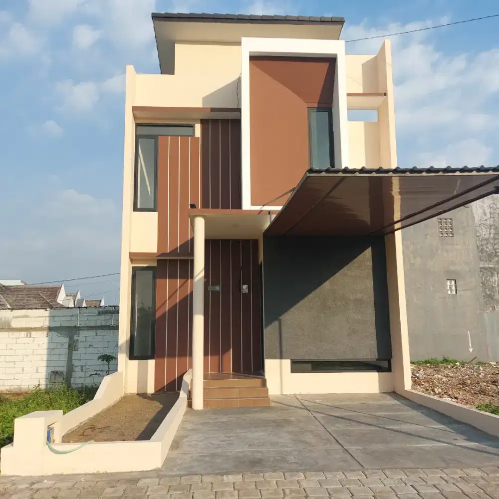 Rumah 2 lantai dekat suhat dan kampus Ub