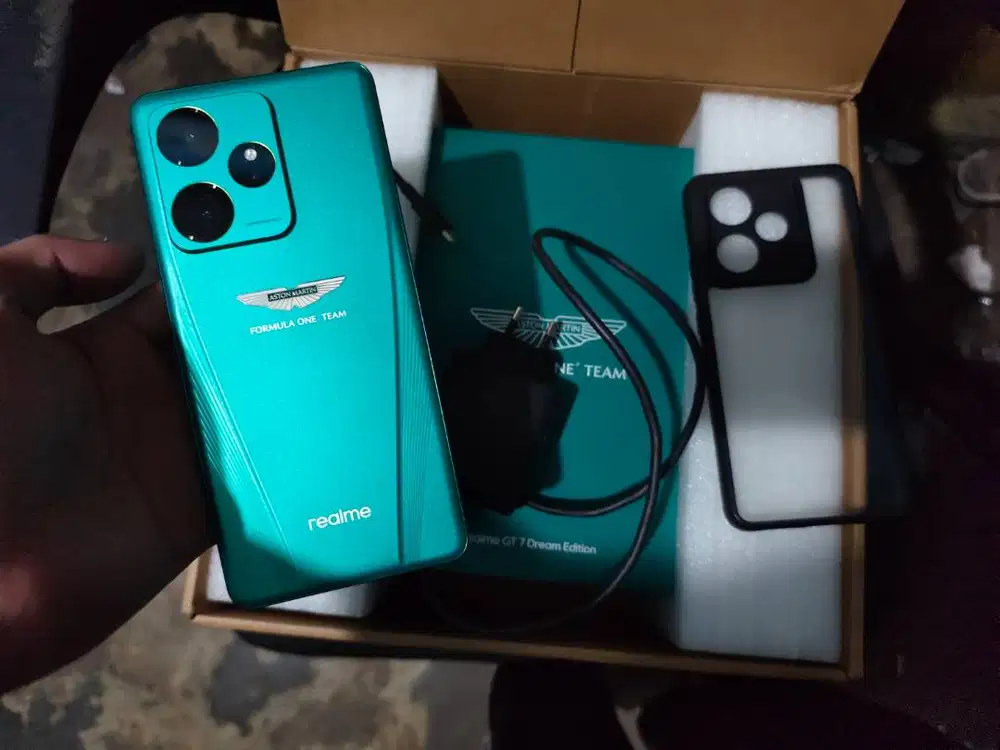 Realme GT 7 Dream Edition 16/512GB