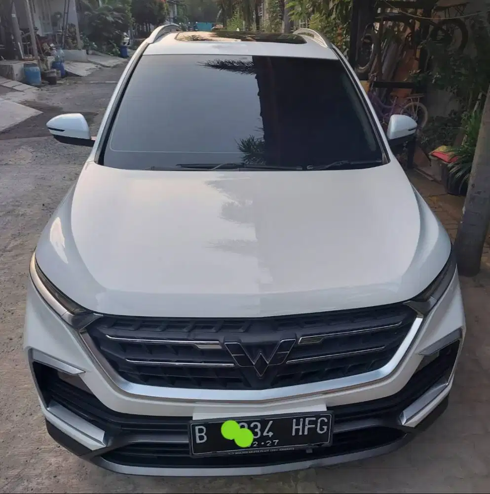 Wuling Almaz  Exclusive 7 Seater 2021 Putih Kilometer 61 Ribu Record