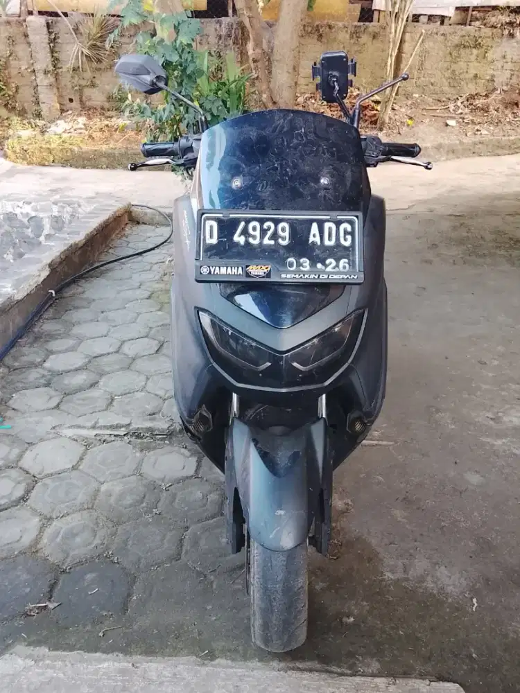 NMAX KEYLESS Connected 2021 ABS TCS (Tipe tertinggi).
