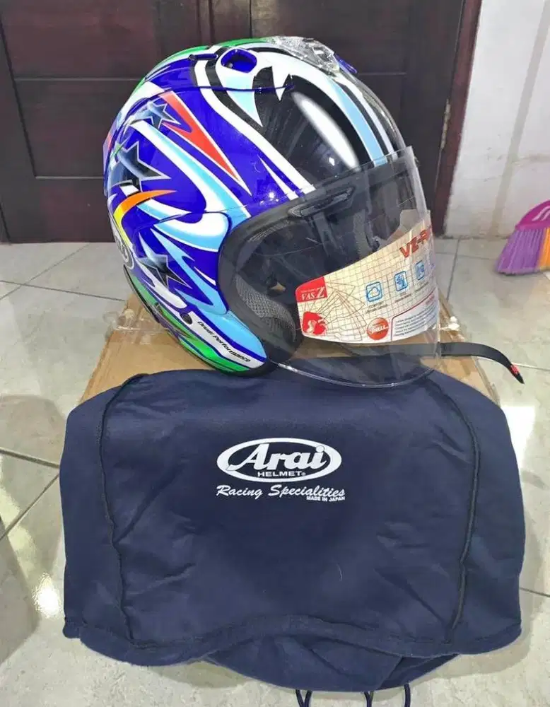 Arai half face vzram