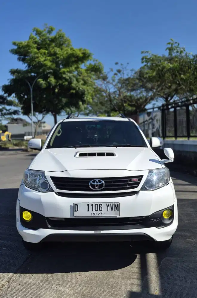 Fortuner VNT TRD AT Thn 2014 Plat D mulus siap Pakai