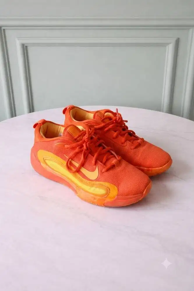 NIKE Basket, FLY, Size 38. 100% Ori