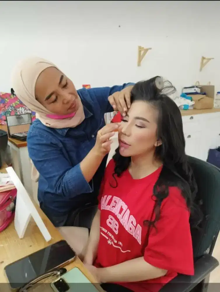 Jasa Make Up & Haidoo panggilan