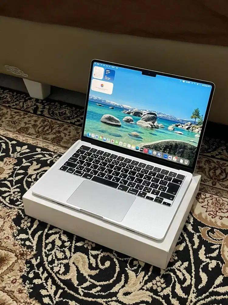 MacBook Air 2022 M2 13 inch 8/256