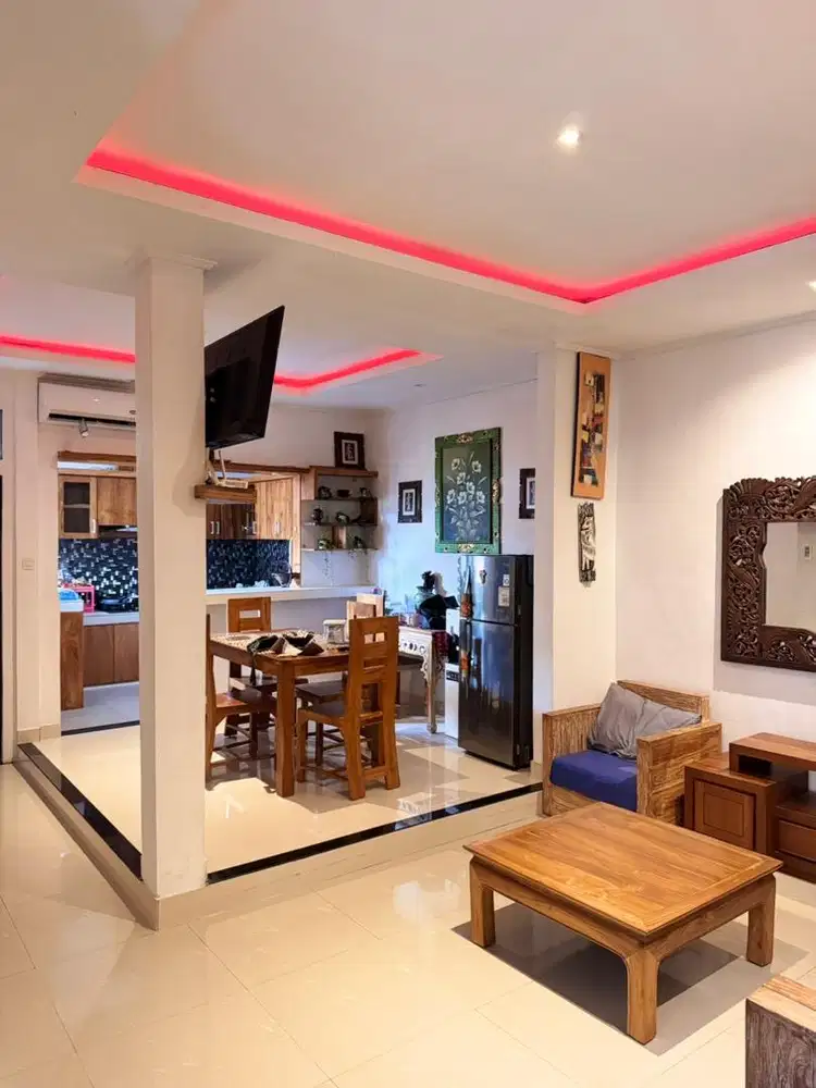 Di kontrakkan rumah
