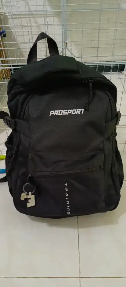Tas sekolah/kuliah ukuran lumayan bsar bisa laptop 15inc.Merk prosport