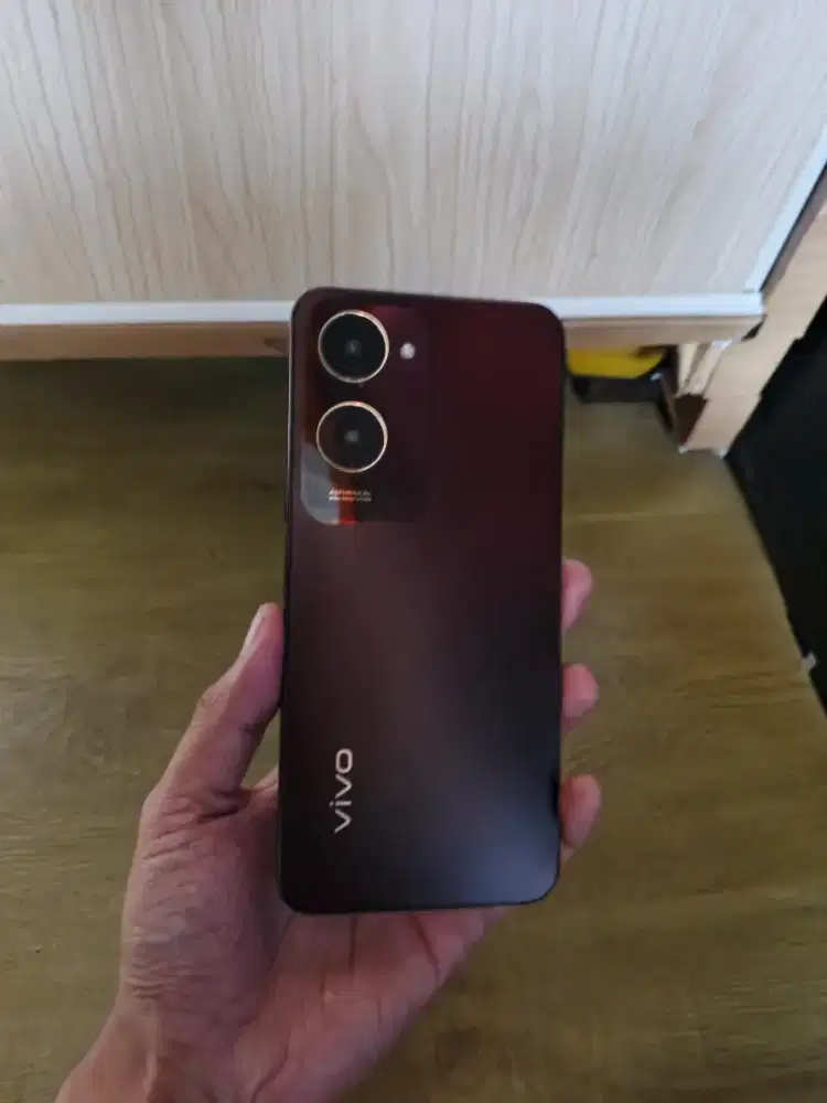 Vivo Y18 ram 4/128