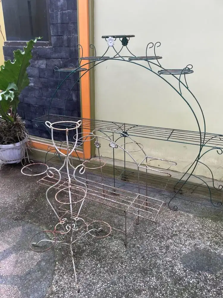 Rak Bunga Murah