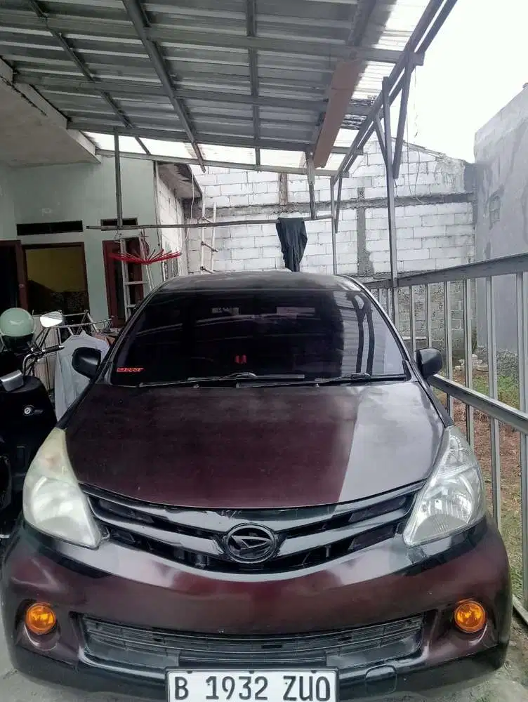 Daihatsu Xenia 2012 Bensin
