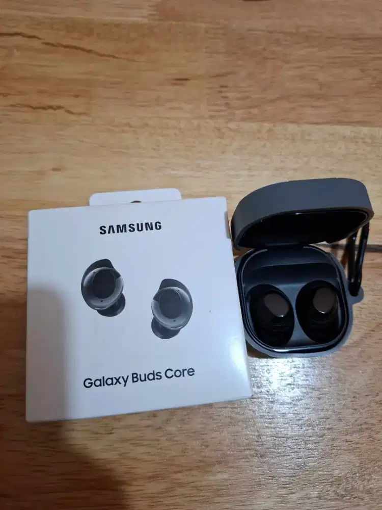 Galaxy buds core like new
