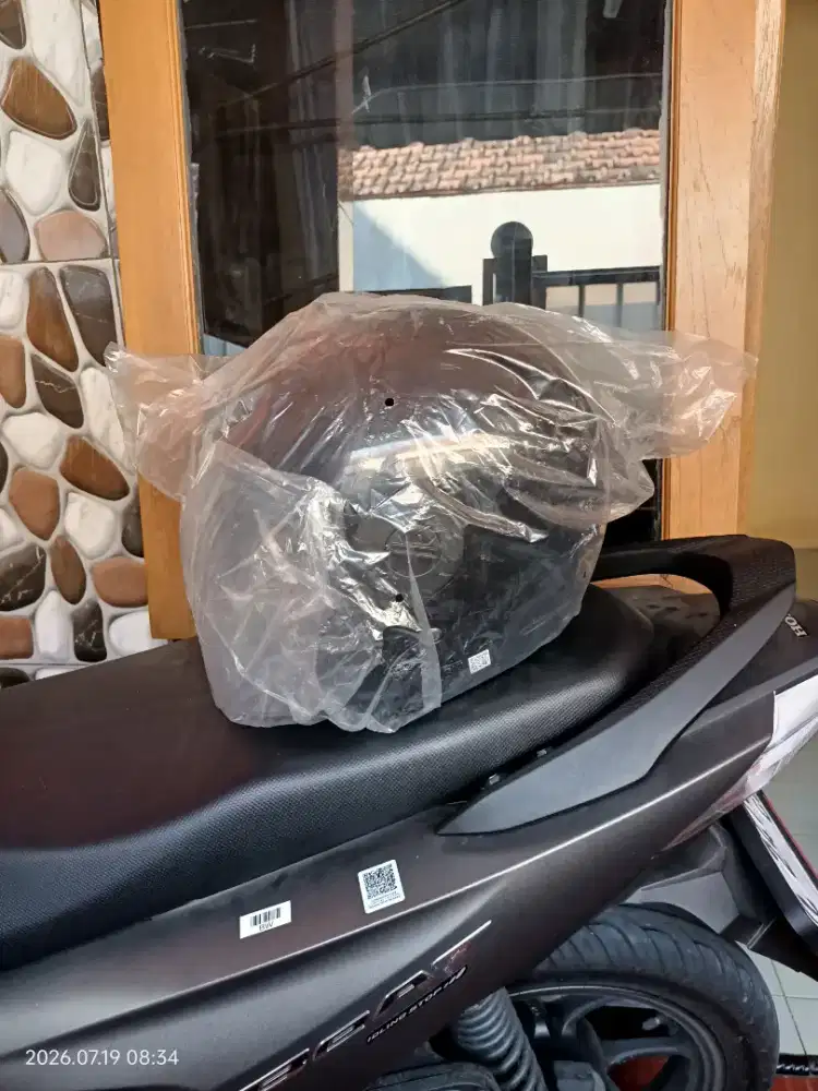 Helm Beat Original, 100% Baru