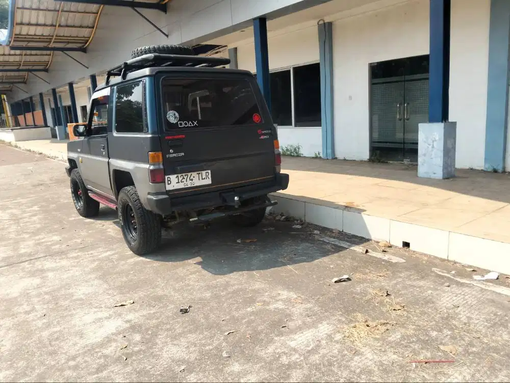 Daihatsu feroza