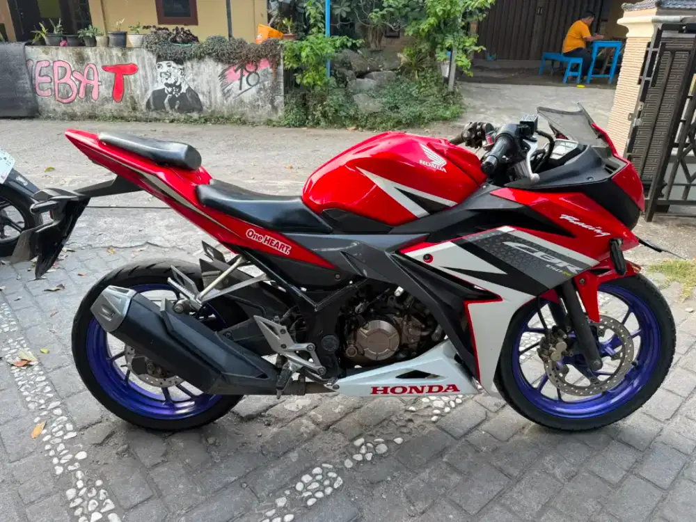Honda CBR LED THN 2017 plat AB kota