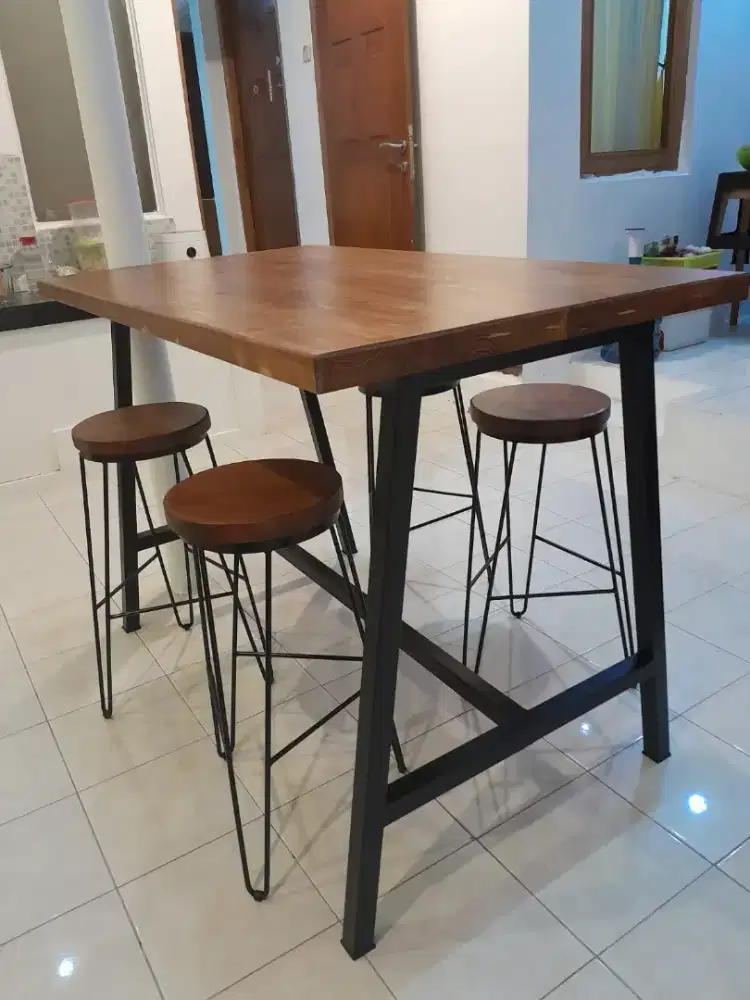 Meja makan set kursi modern industrial