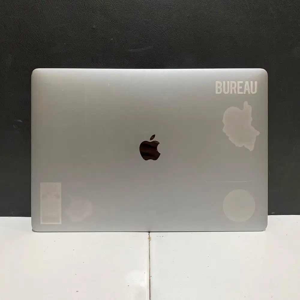 MacBook Air 13 2017 8/128 Dual-OS