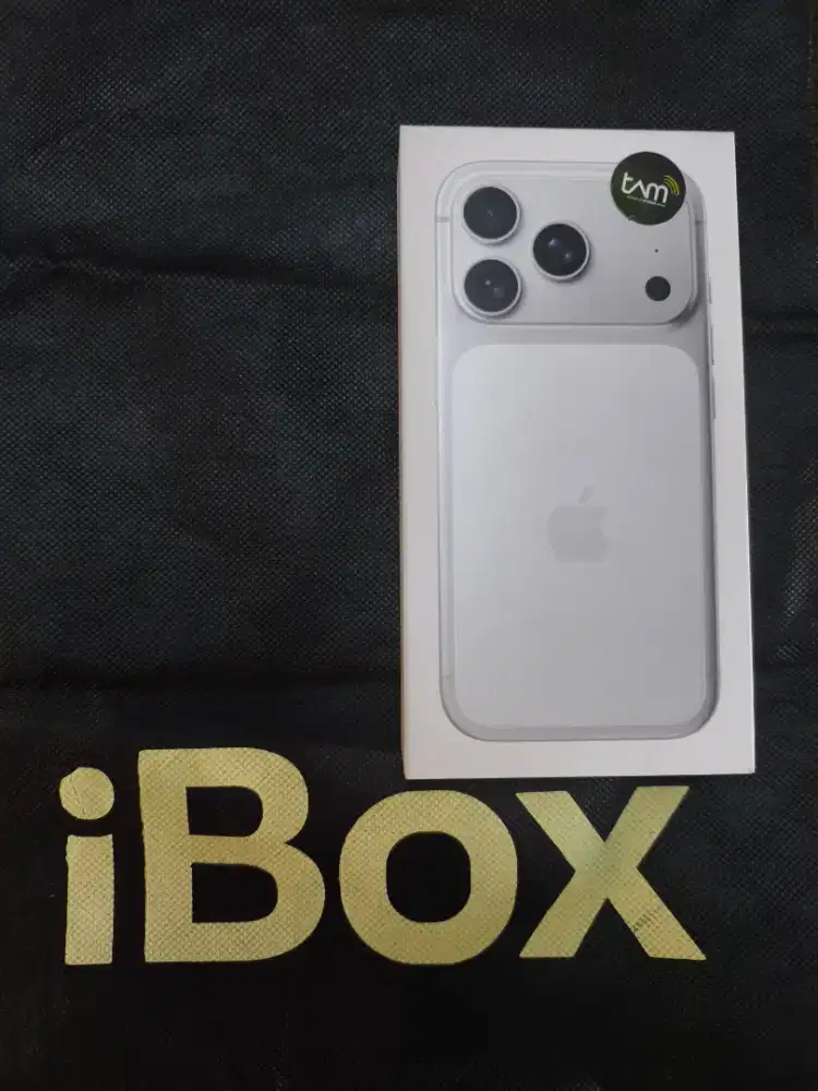 iPhone 17 Pro silver new ibox segel