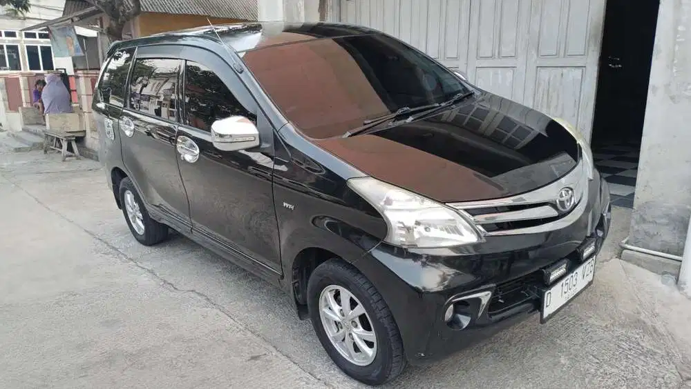 Toyota Avanza 2012 Bensin