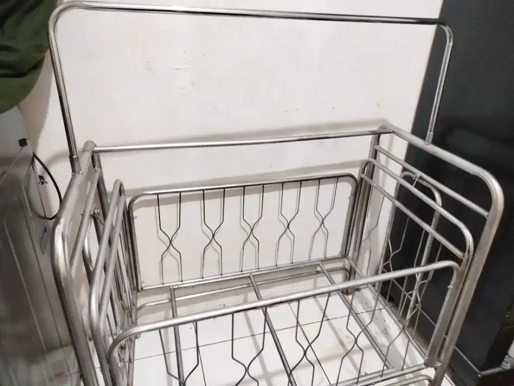 Dijual cepat ranjang bayi + kasur + kelambu bahan besi anti karat
