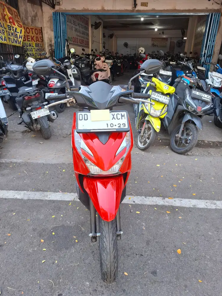 Honda Beat 2024 Merah Hitam