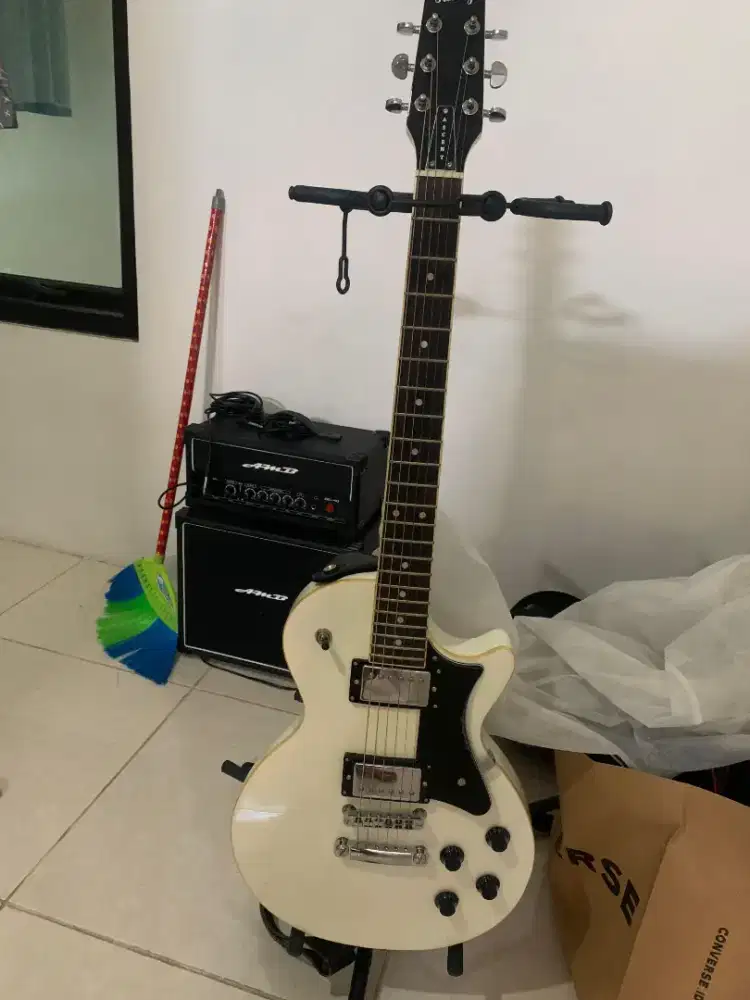Jual fullset gitar, amplifier (AMb) speaker (AMb)dan efek guitar (nux)