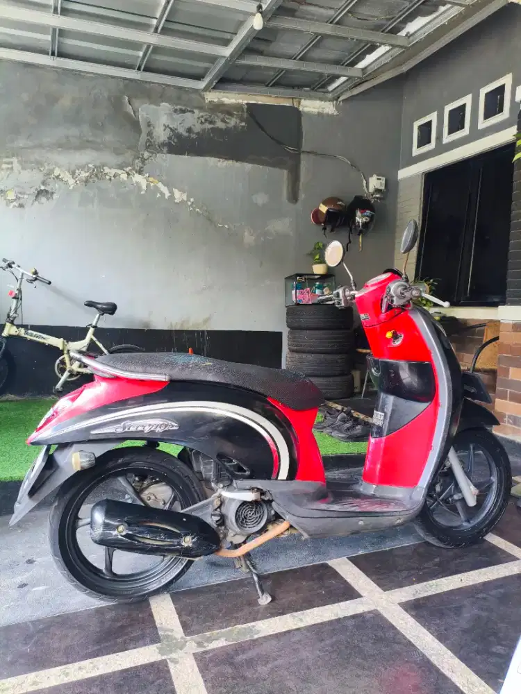 Honda Scoopy Tahun 2012 (karburator)