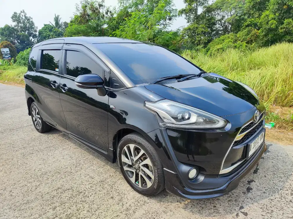 Toyota Sienta Q 2018 Istimewa
