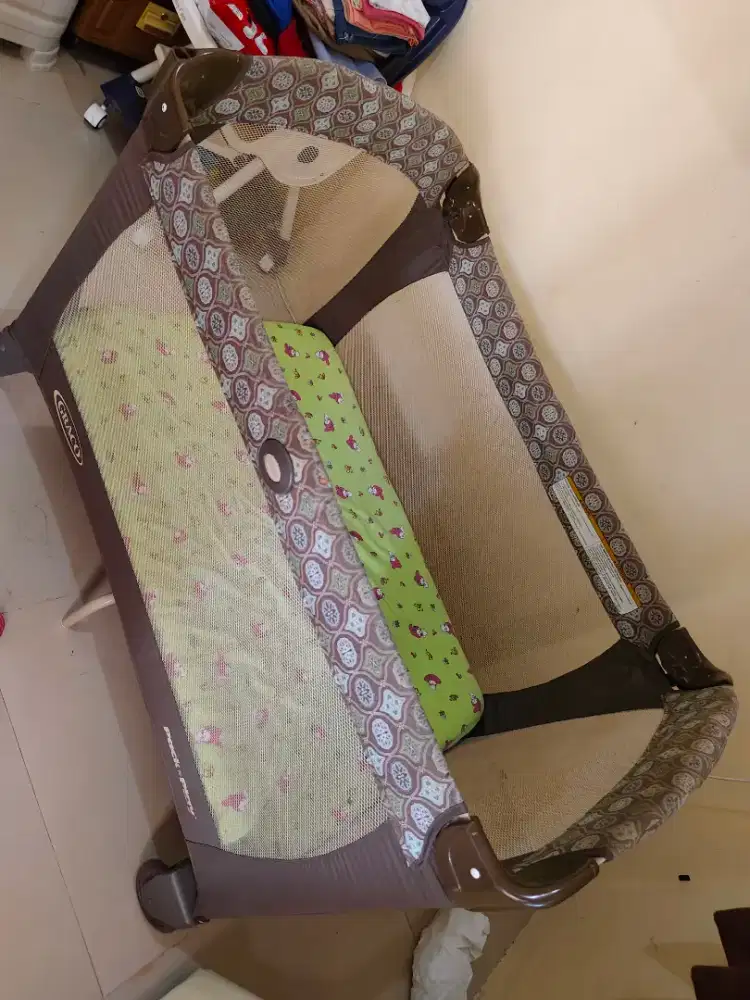 Dijual graco/tempat tidur bayi